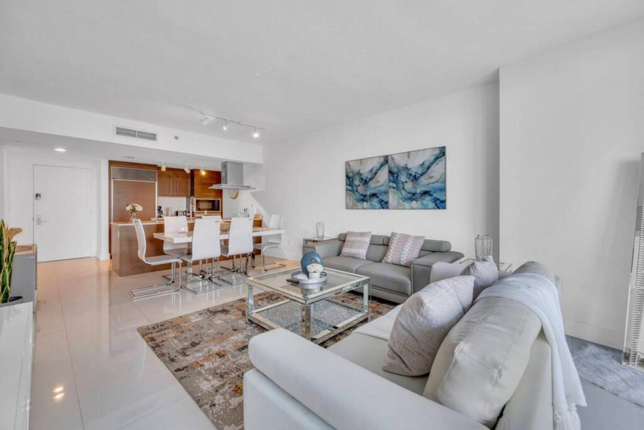 Modern 1 Bed Icon Brickell With Amazing Views Daire Miami Dış mekan fotoğraf