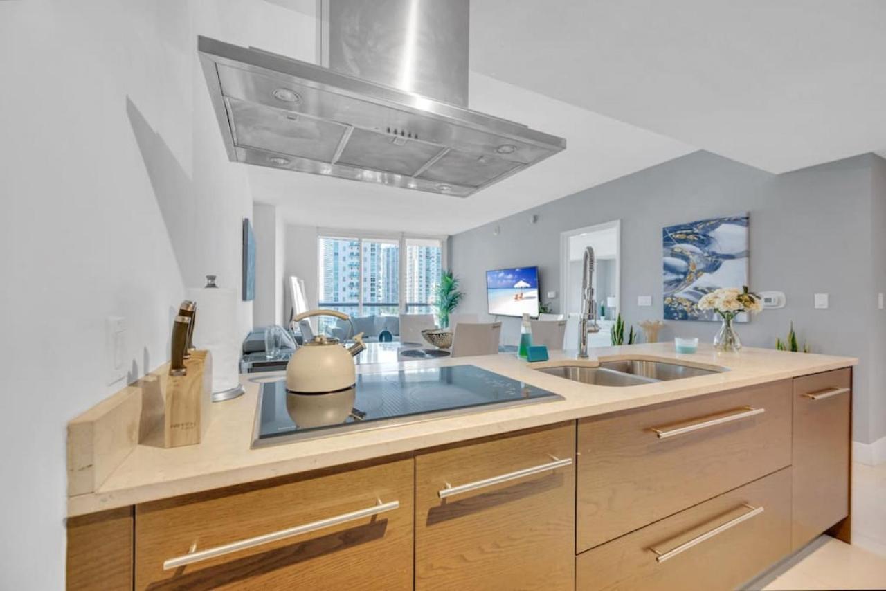 Modern 1 Bed Icon Brickell With Amazing Views Daire Miami Dış mekan fotoğraf