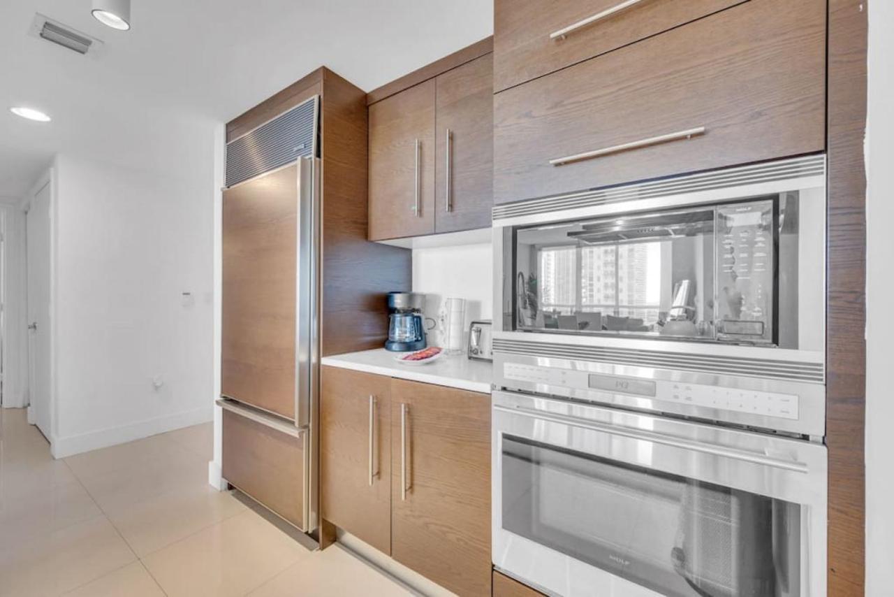 Modern 1 Bed Icon Brickell With Amazing Views Daire Miami Dış mekan fotoğraf